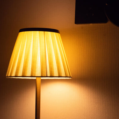 Lempe Elegant Fabric Table Lamp