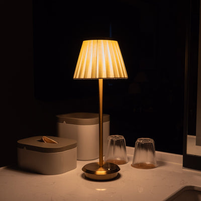 Lempe Elegant Fabric Table Lamp