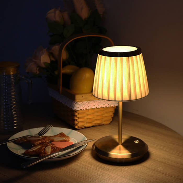 Lempe Elegant Fabric Table Lamp